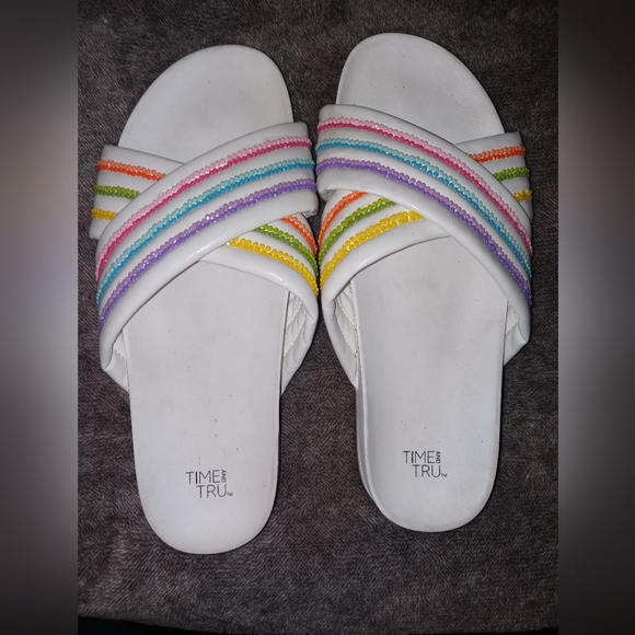 Sandals - Picture 3 of 5